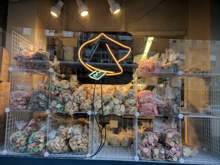 Mee Mee Bakery Picture 3