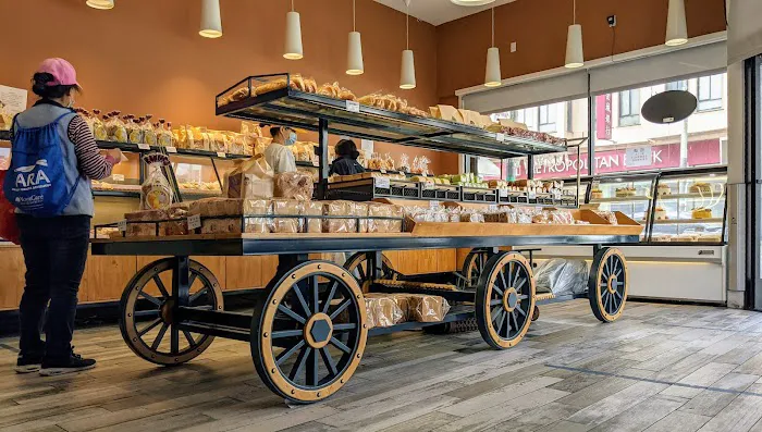 Fancy Wheat Field Bakery Picture 9