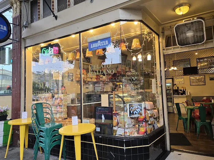 Mara's Italian Pastries Picture 10