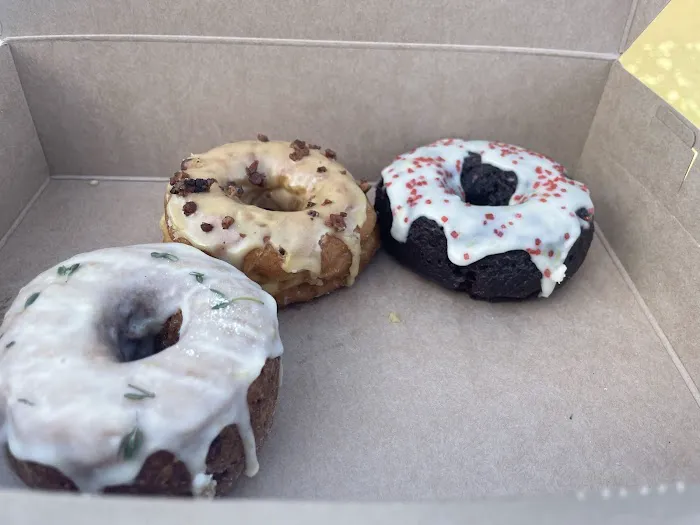 Dynamo Donut + Coffee Picture 9