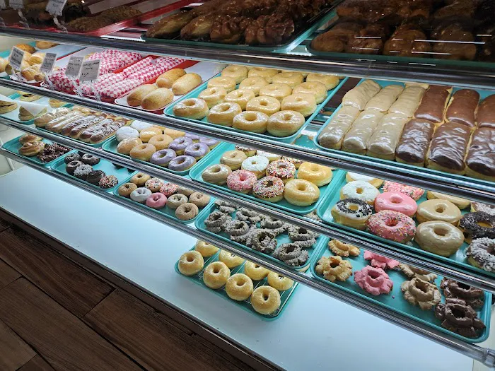 S&L Donuts Picture 3