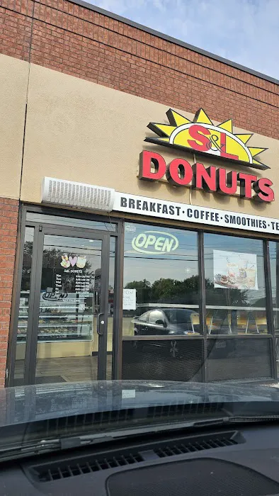 S&L Donuts Picture 10