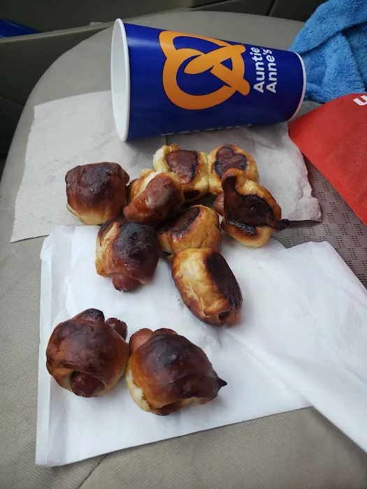 Auntie Anne's Picture 10