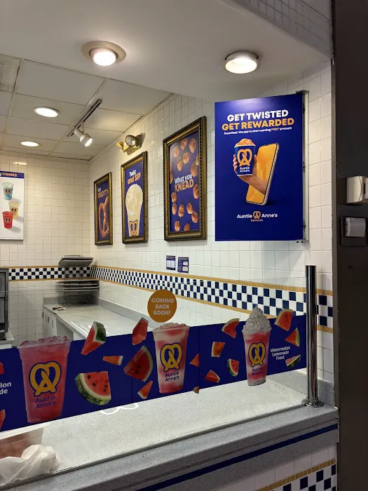 Auntie Anne's Picture 8