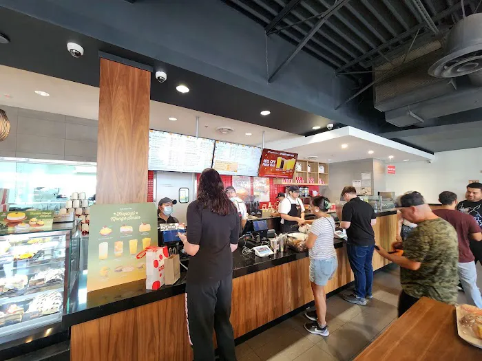85°C Bakery Cafe - Carrollton Picture 5
