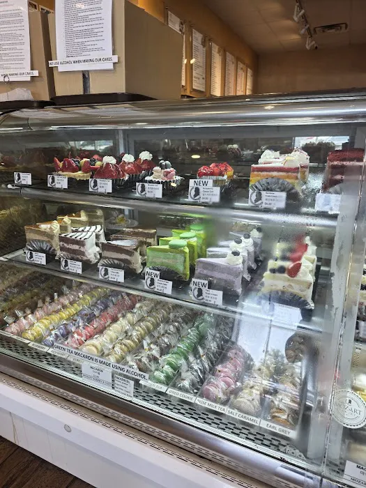 Mozart Bakery & Cafe Picture 3