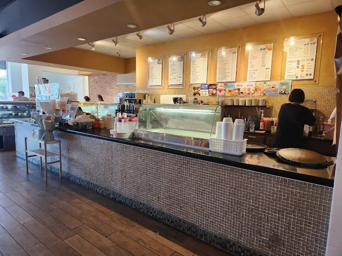 Mozart Bakery & Cafe Picture 7