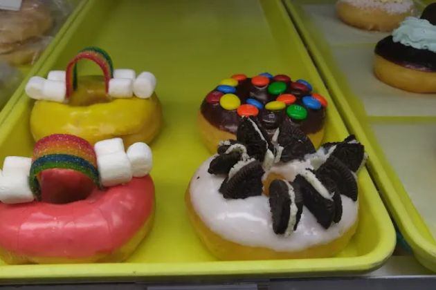 CHOI'S DONUTS