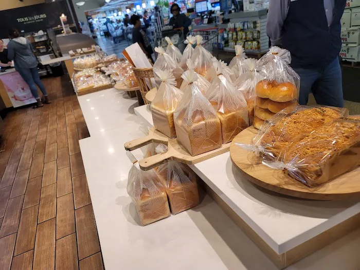 Tous Les Jours Bakery Picture 7