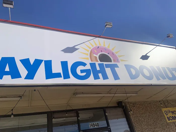 Daylight Donuts Picture 9