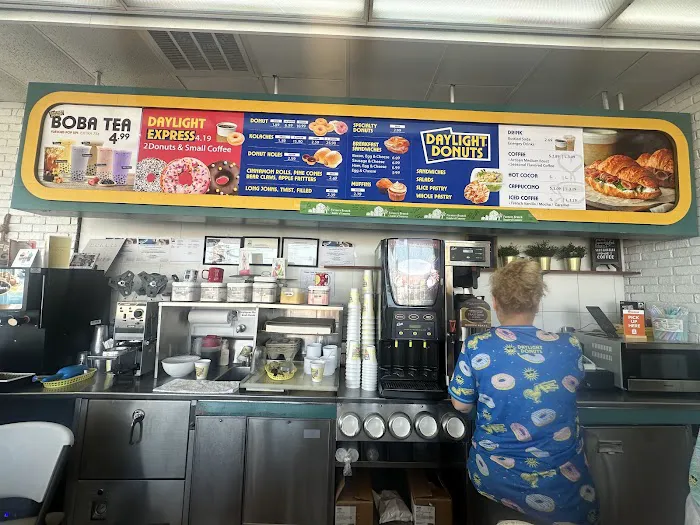 Daylight Donuts Picture 8
