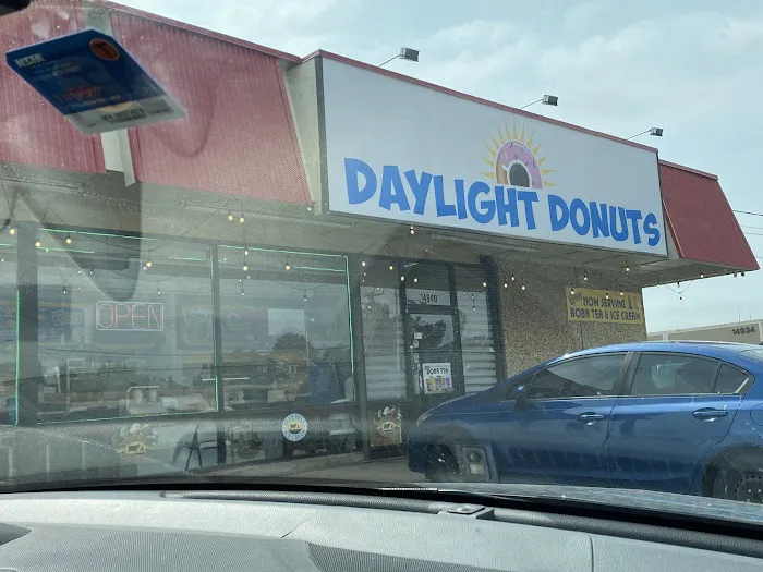 Daylight Donuts Picture 3