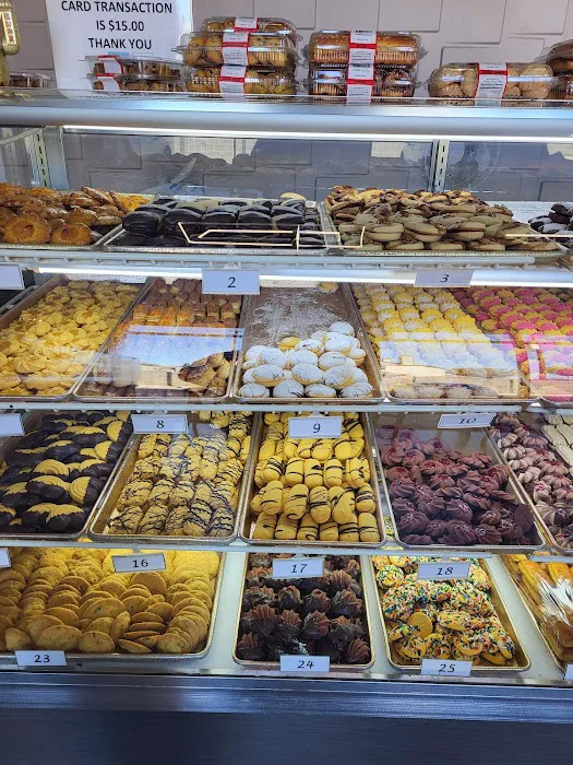 Natalie Bakery Picture 6