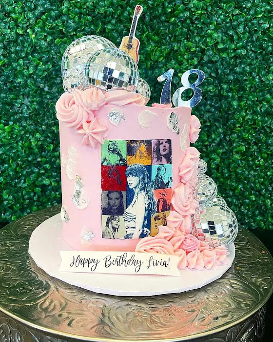 T&K So Fabulous Cakes Picture 2