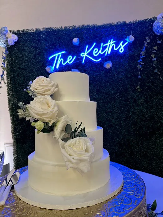 T&K So Fabulous Cakes Picture 1