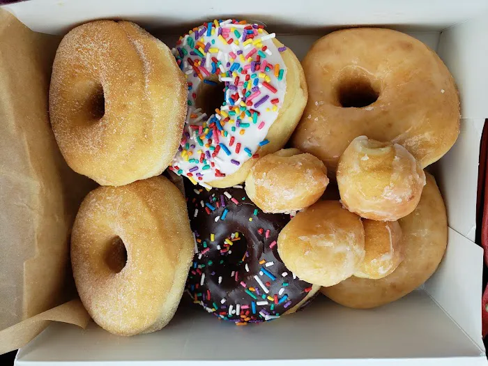 Mill's Donuts Picture 8