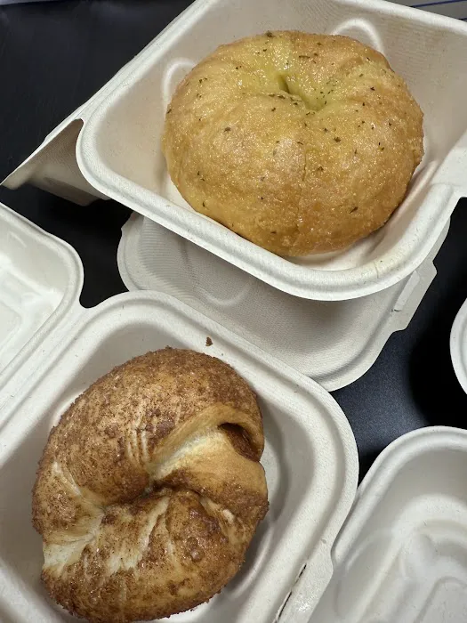 Cloud 9 Bagel Picture 7