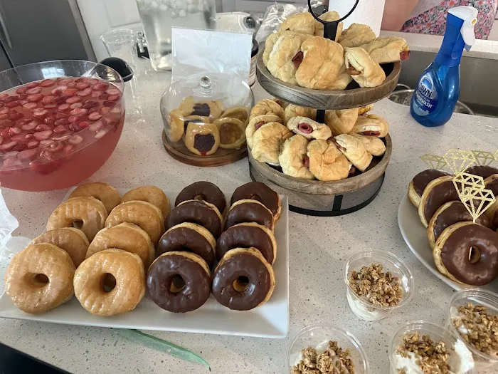 Donut palace Picture 3