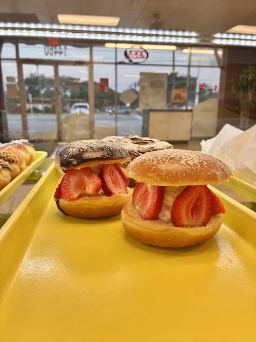 K-Pop Donuts Picture 1