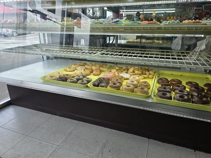 Donut King Picture 7