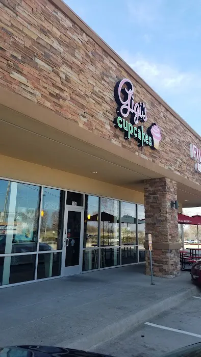 Gigi's Cupcakes Picture 5