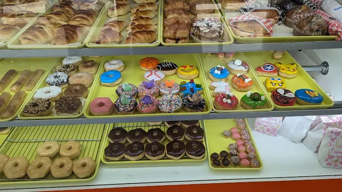 Castle Donuts Picture 6