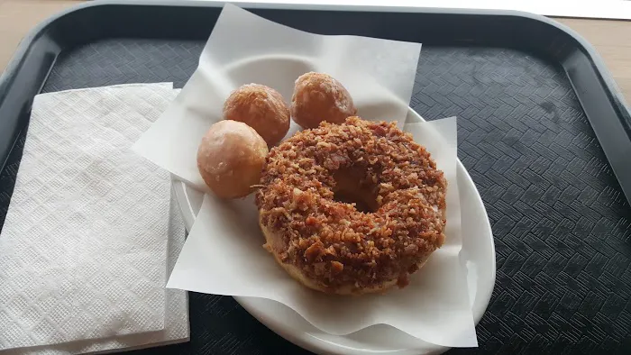 Earnest Donuts Picture 1