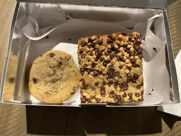 Tiff's Treats Cookie Delivery Picture 2