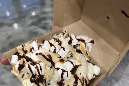 Cinnaholic