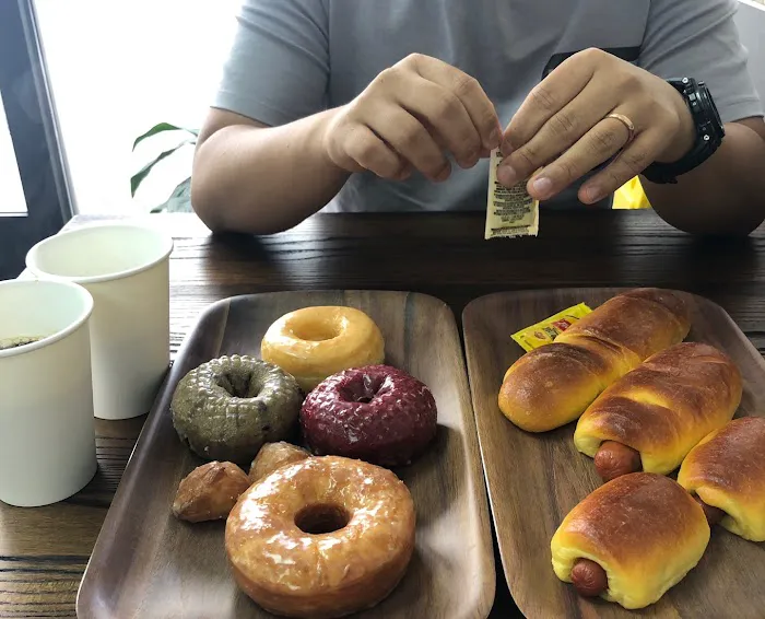 Jin's Donuts Picture 5