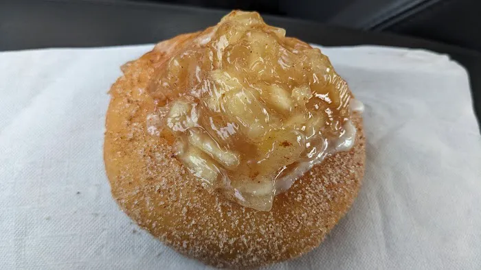 Jerry's Donuts Picture 5
