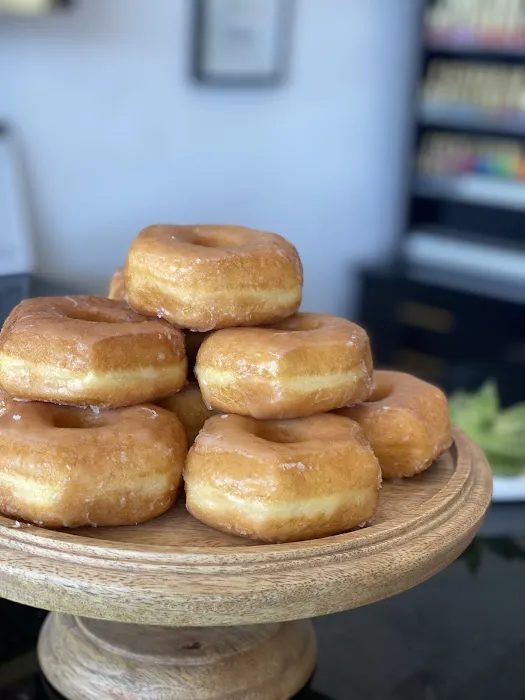 Jerry's Donuts Picture 7