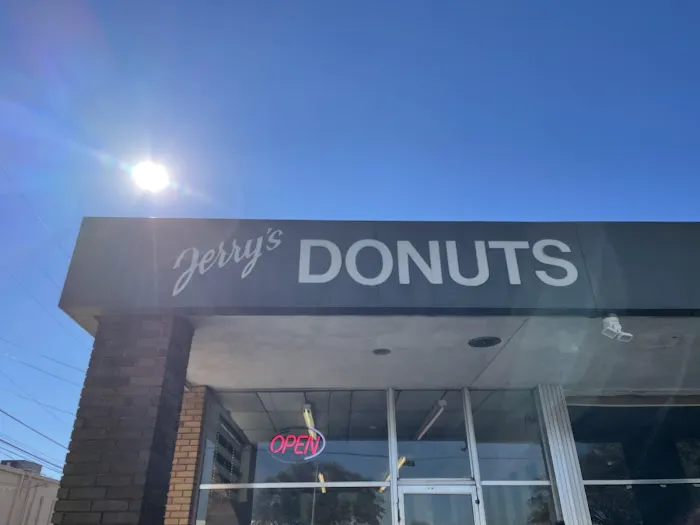 Jerry's Donuts Picture 6
