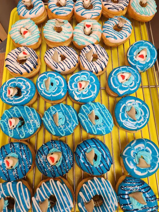 Midway Donuts & Kolache Picture 2