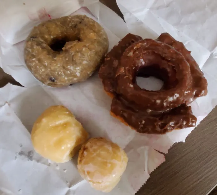 Sonny Donuts Picture 10