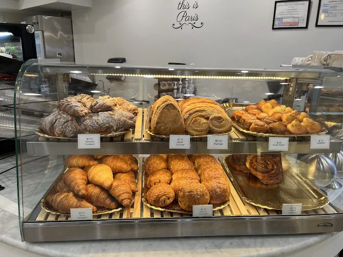 Salut Paris Bakery Picture 2