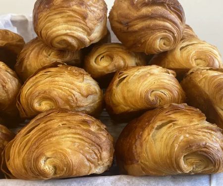 Salut Paris Bakery