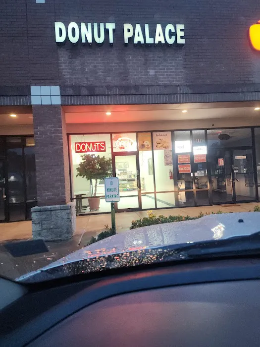 Donut Palace Picture 3