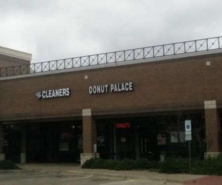 Donut Palace
