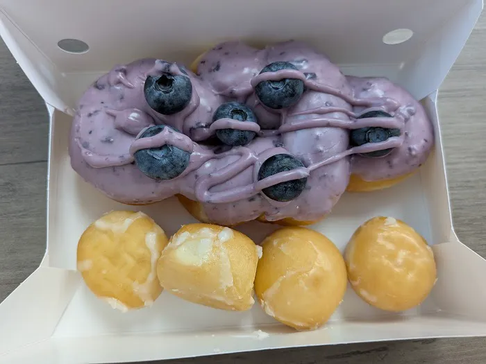 Donut king brothers Picture 4