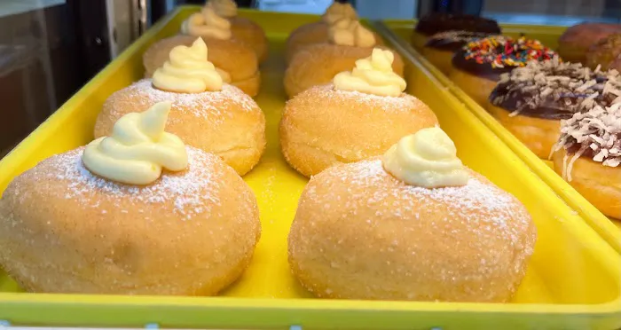 Donut king brothers Picture 5