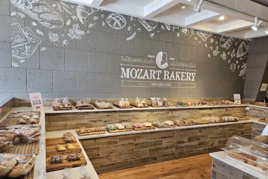 Mozart Bakery