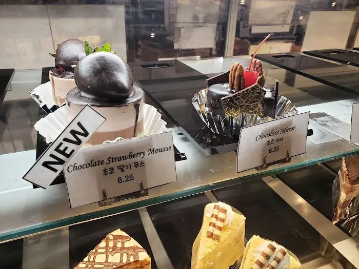 Mozart Bakery Picture 10