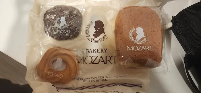Mozart Bakery Picture 6