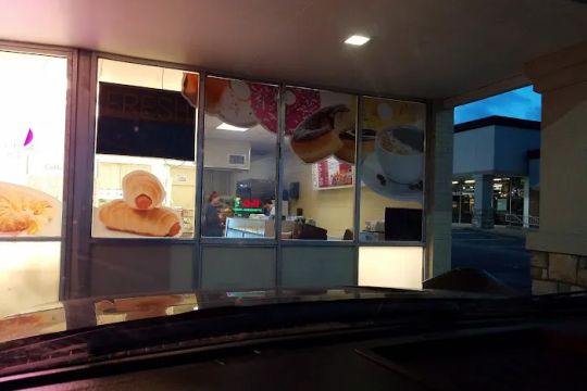 B's Donuts