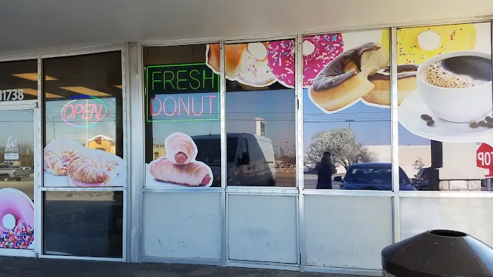 B's Donuts Picture 7