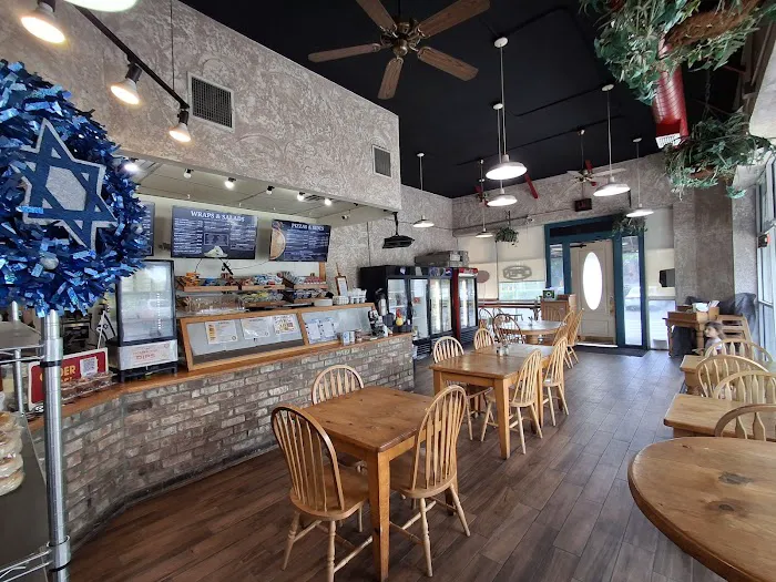 Benny's Bagels Picture 4