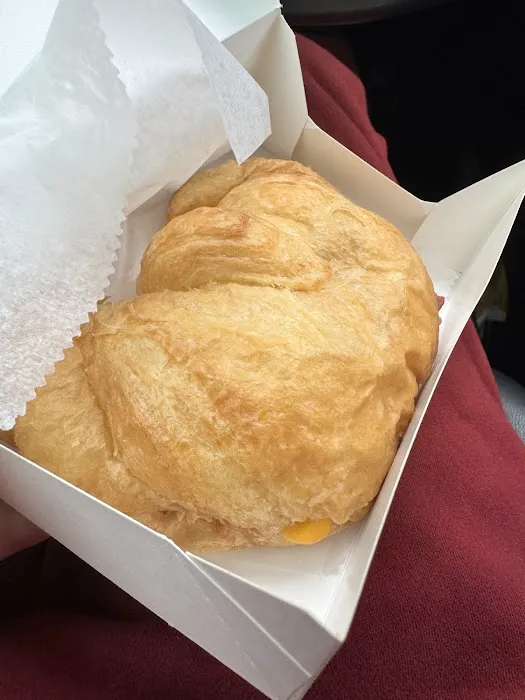 Hot & Creamy Donuts Picture 4