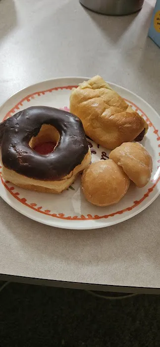 J Donuts Picture 3