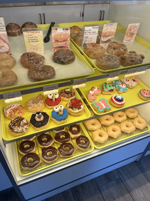 NewSong Donut & Cafe Picture 4